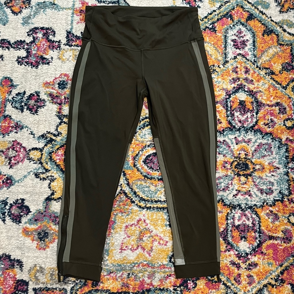 Lululemon army green leggings • size 10